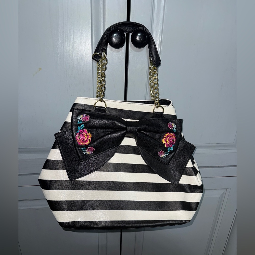 Betsey Johnson Bowtie Floral Bag Purse -black & white stripes